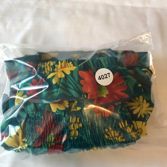 MINE STRAPLESS RUFFLE MINI DRESS - Picture 10 of 10